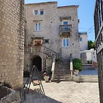 Kadena - 18th Century Stone House