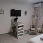 Kadena - 18th Century Stone House