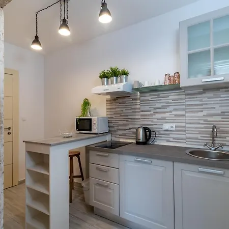 Apartament Kadena - 18th Century Stone House Trogir