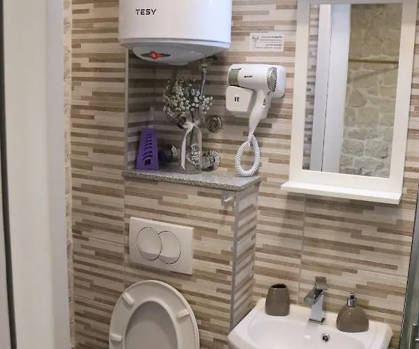 Kadena - 18th Century Stone House شقة