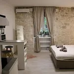 Apartment Kadena - 18th Century Stone House
