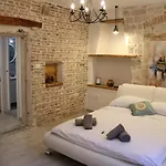 Kadena - 18th Century Stone House Apartment Trogir