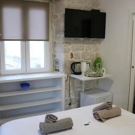 Apartment Kadena - 18th Century Stone House Trogir