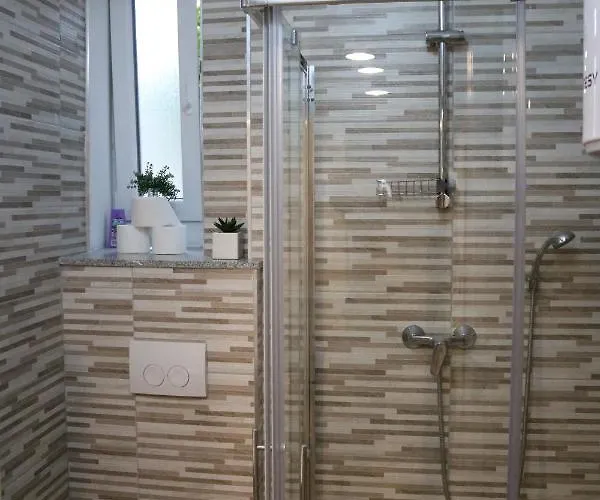 Kadena - 18th Century Stone House *