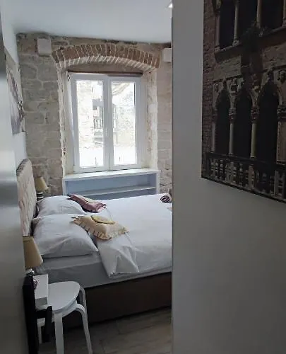 Apartmán Kadena - 18th Century Stone House