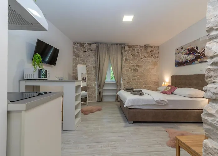 Apartmán Kadena - 18th Century Stone House