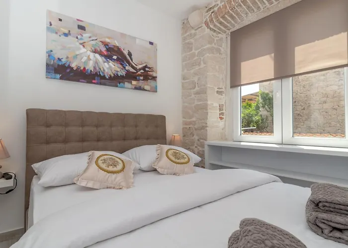 Kadena - 18th Century Stone House *