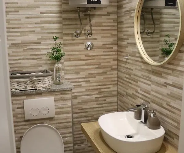 Kadena - 18th Century Stone House *